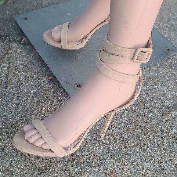Olivia ferguson strappy tan heels - Picture 1 of 10
